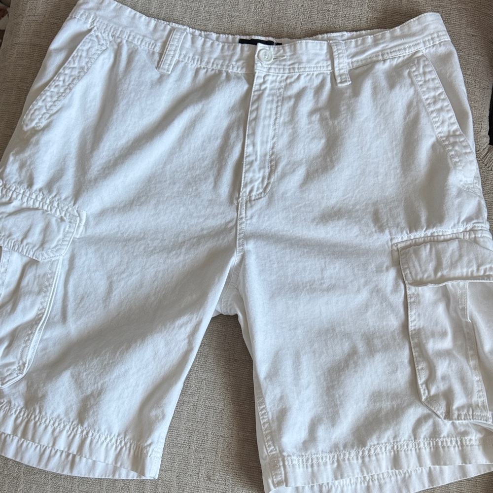 St. John's Bay White Men's Cargo Shorts, Size:36